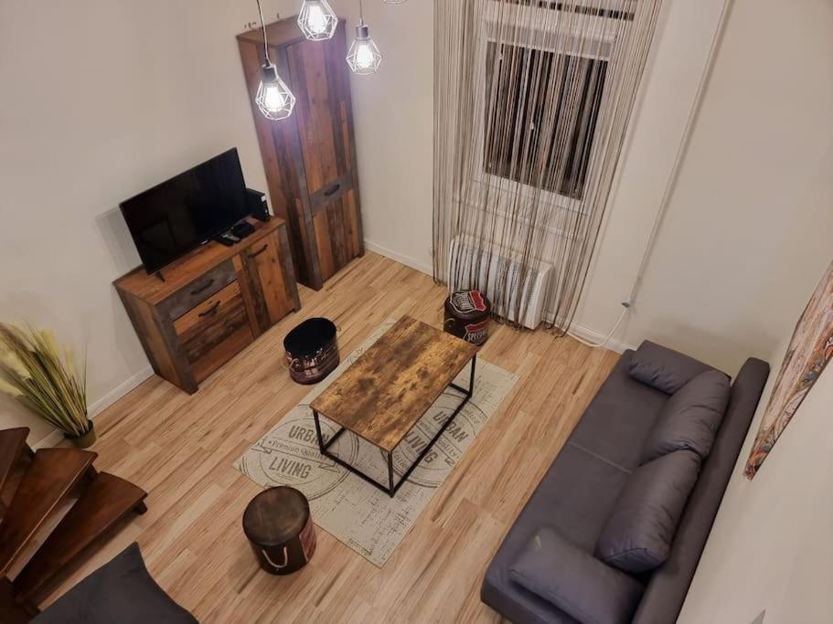 Vintage Apartman In City Center Μίσκολτς Εξωτερικό φωτογραφία