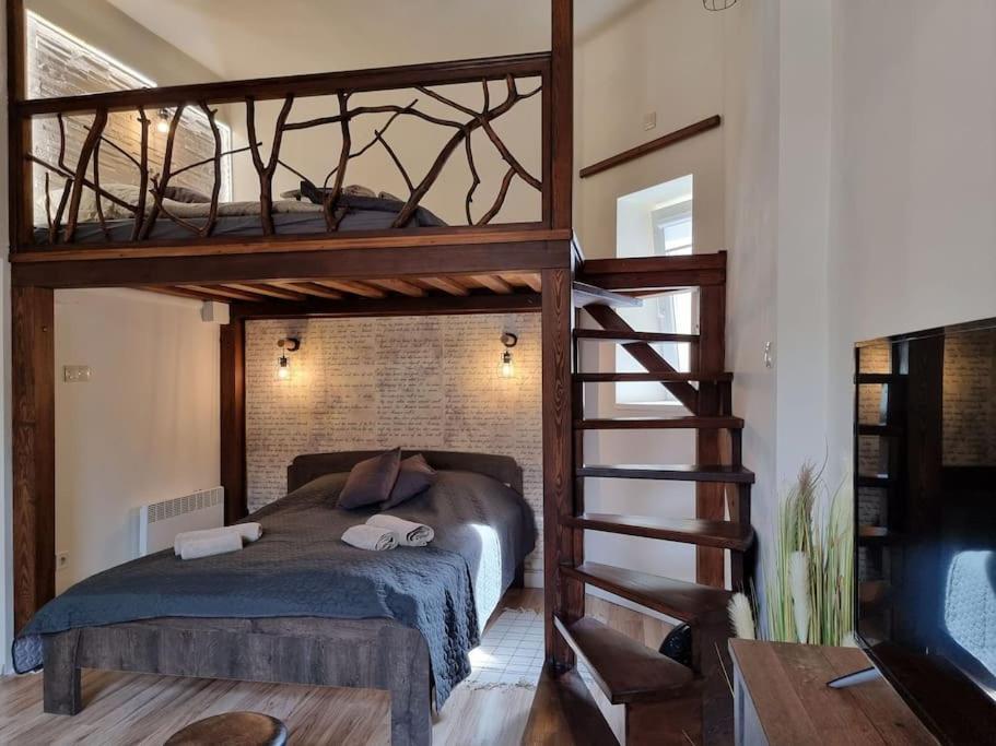 Vintage Apartman In City Center Μίσκολτς Εξωτερικό φωτογραφία