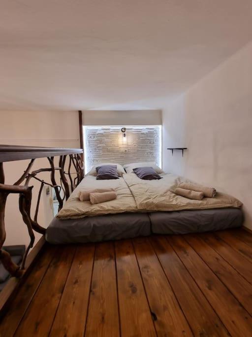 Vintage Apartman In City Center Μίσκολτς Εξωτερικό φωτογραφία