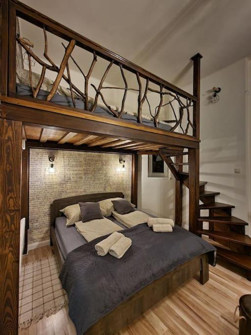 Vintage Apartman In City Center Μίσκολτς Εξωτερικό φωτογραφία