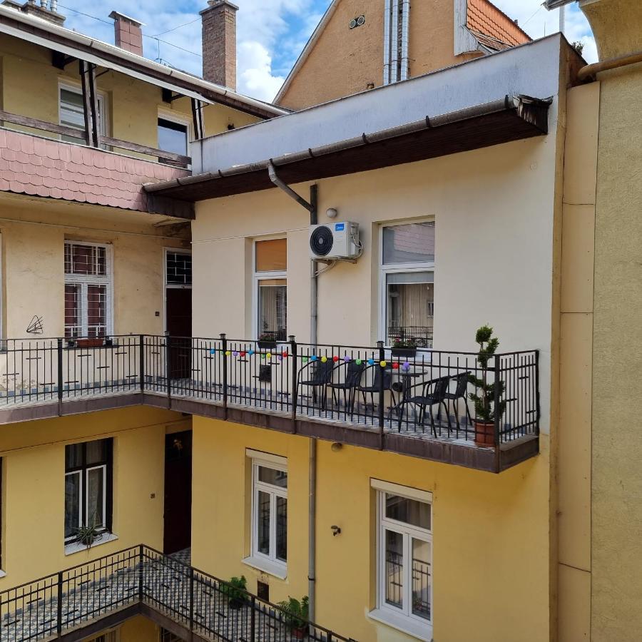Vintage Apartman In City Center Μίσκολτς Εξωτερικό φωτογραφία